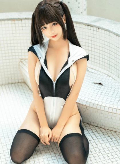 【寂寞难耐的白领妈妈满足儿子无限的欲望】【完】