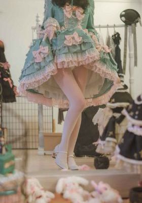 【做爱通行证】【作者：不详】【完结】
