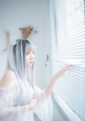 孙游雪的淫荡校园生活