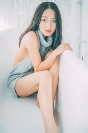 密室中的淫欲勾当
